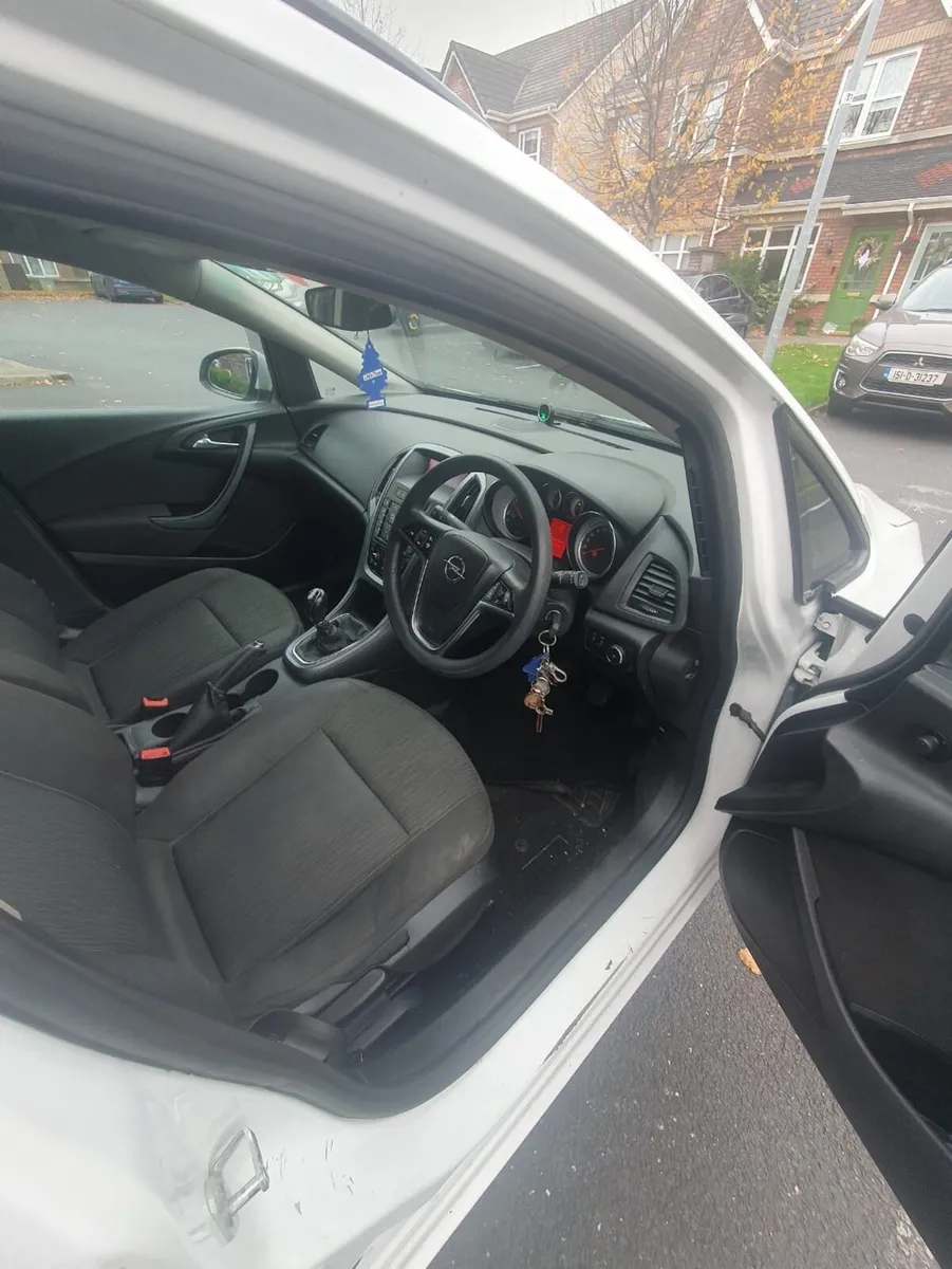 Opel Astra - Image 2