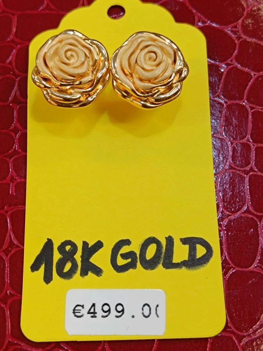 18k Yellow Gold, Rose flower Earrings - Image 3