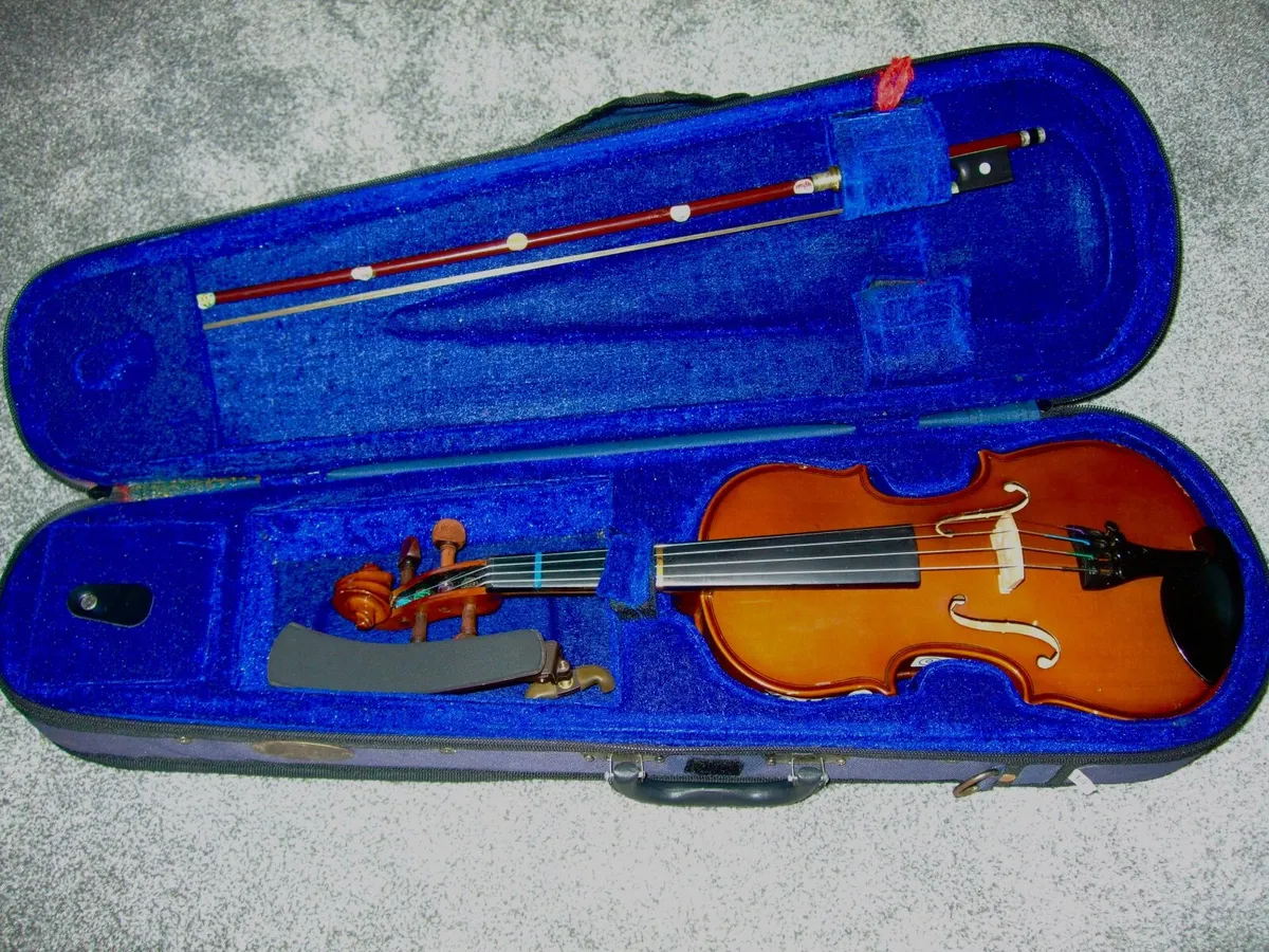 1/4 Size Violin - Image 4