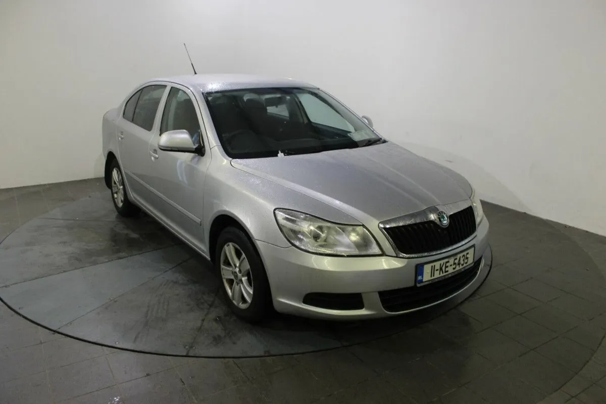 Skoda Octavia 1.6 CR TDI CLASSIC - Image 1