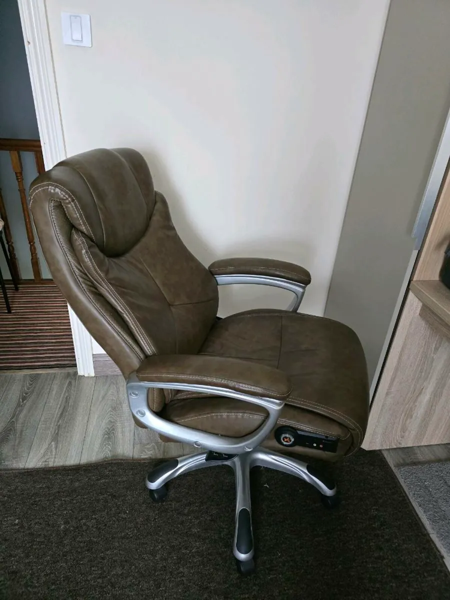 Office chair - Image 3