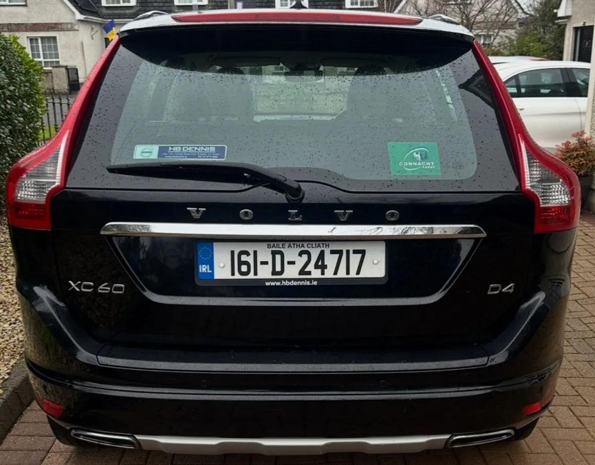 Volvo XC60 2016 - Image 2