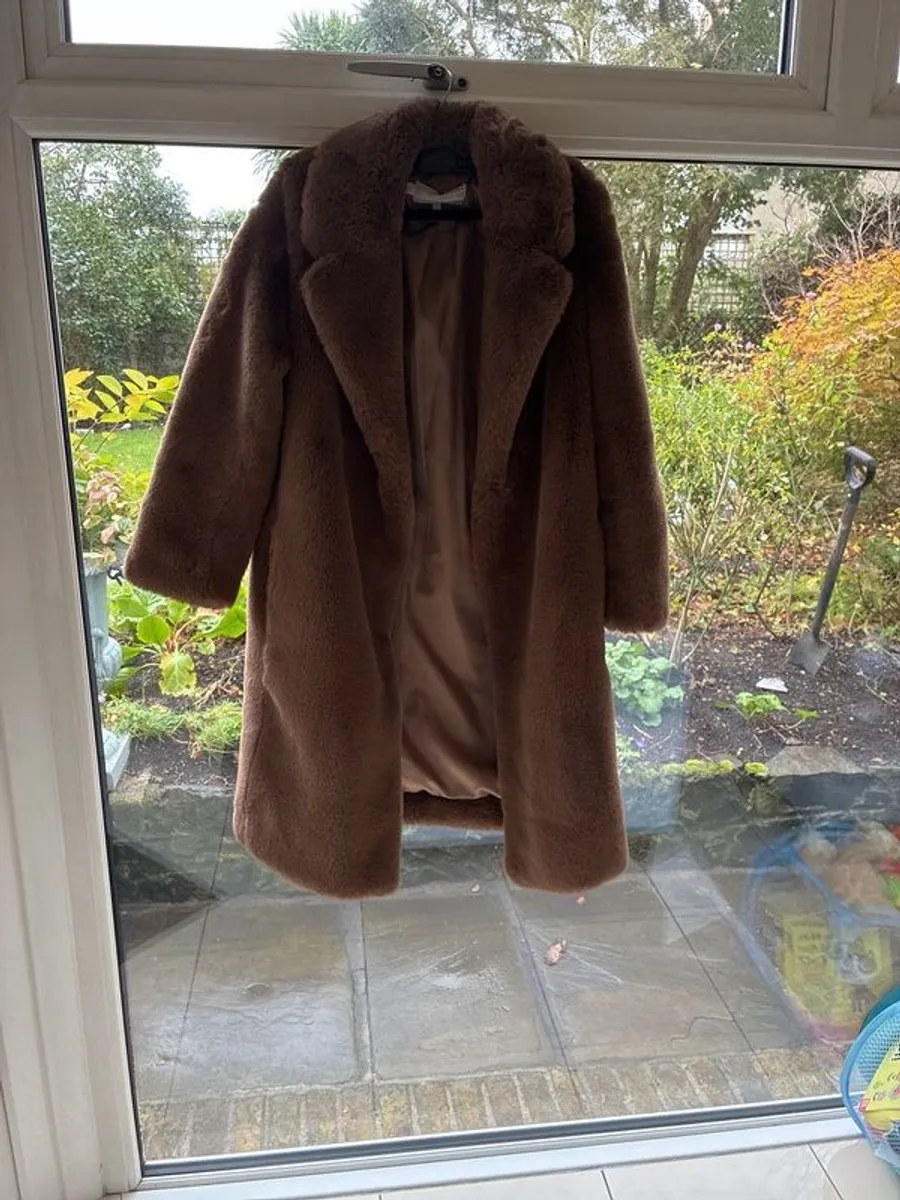 faux fur coat - Image 1