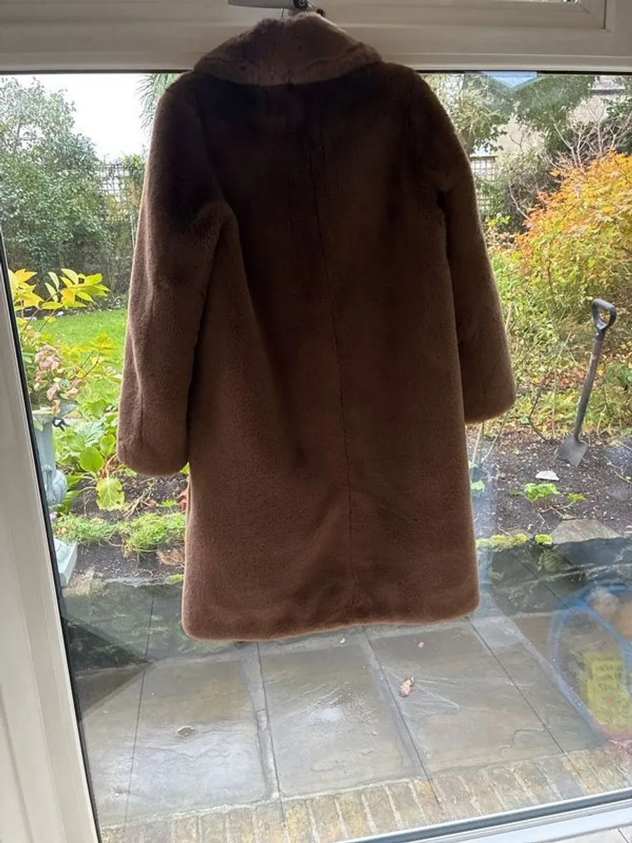 faux fur coat - Image 4