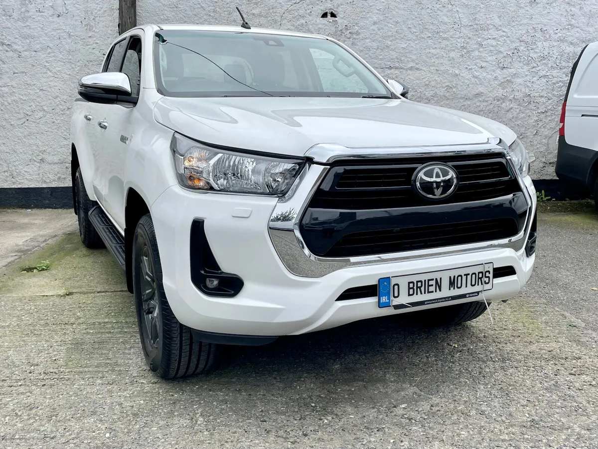 Toyota Hilux Icon 2.4 D-4D 150BHP 4WD Manual,2021 - Image 1