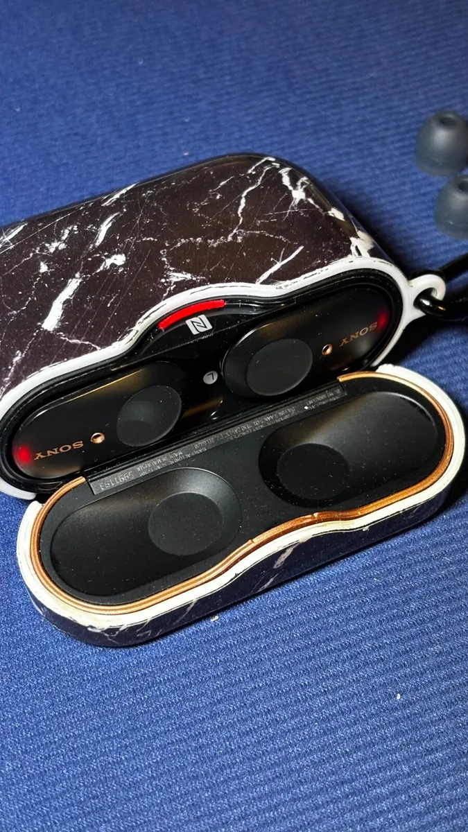 WF-1000XM3 Wireless Noise Cancelling Headphones - Image 3