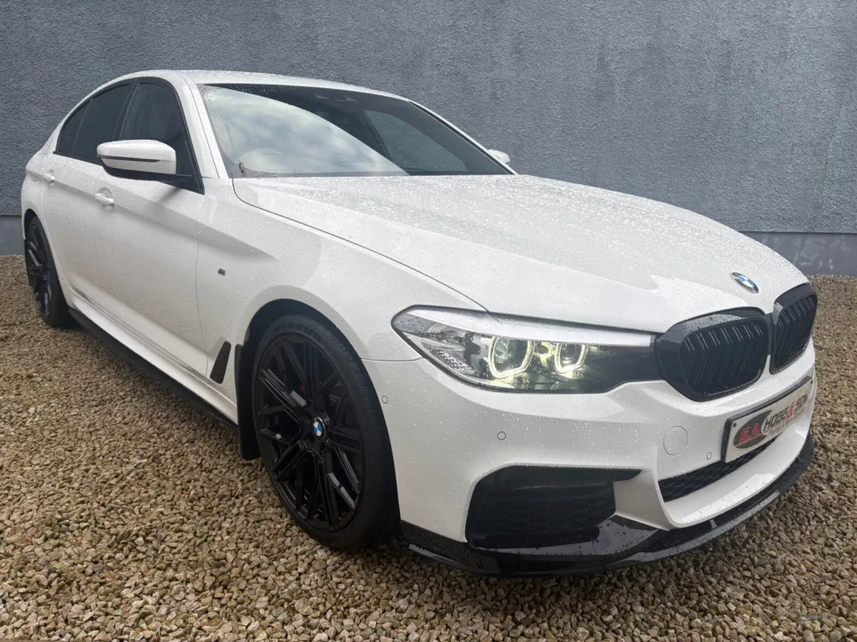 BMW 5-Series 2019 - Image 1