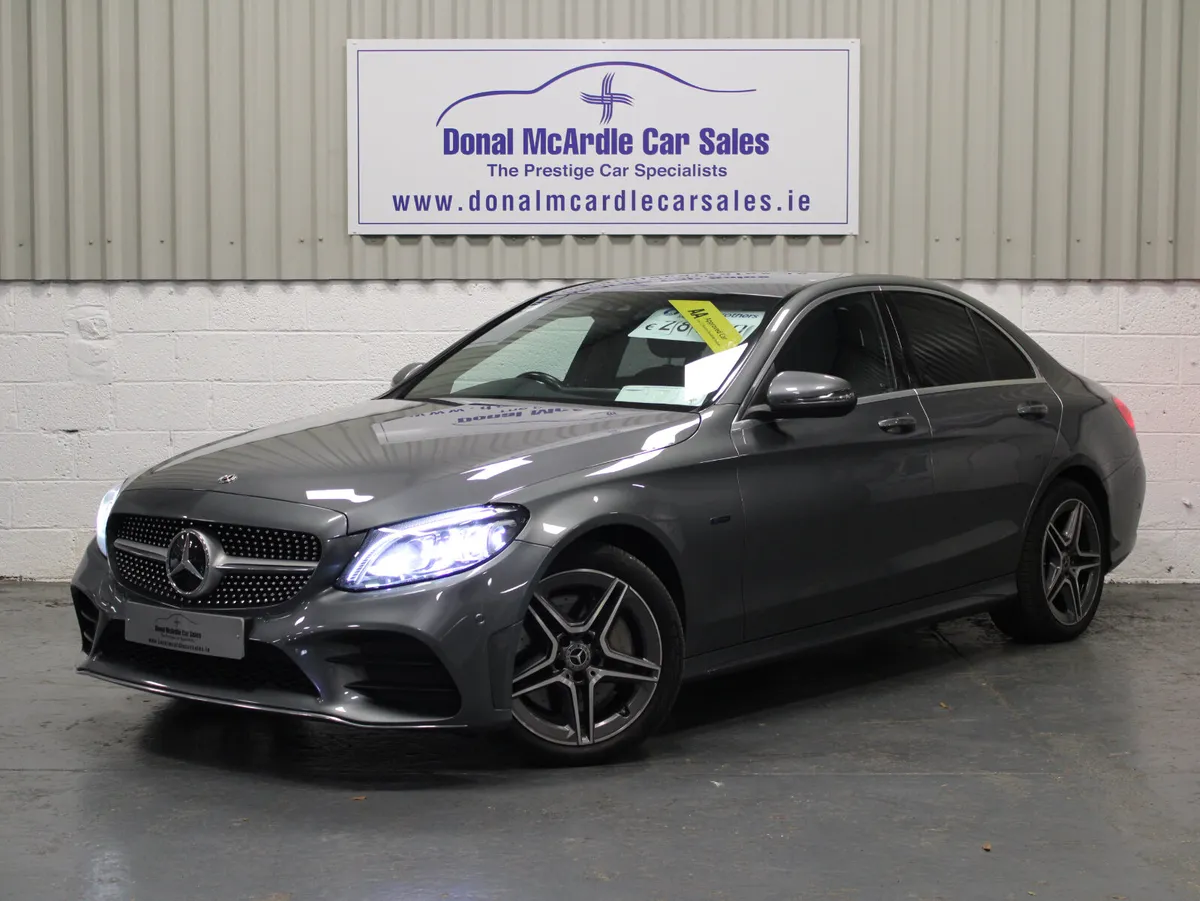 Mercedes-Benz 300 2021 - Image 1