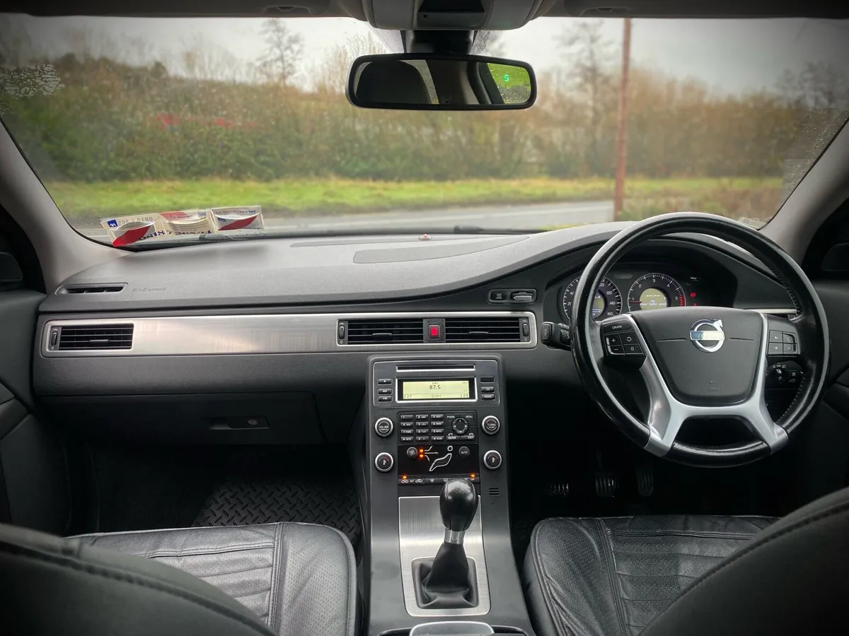 2010 Volvo V70 Facelift Model Nct 03-2026 - Image 3