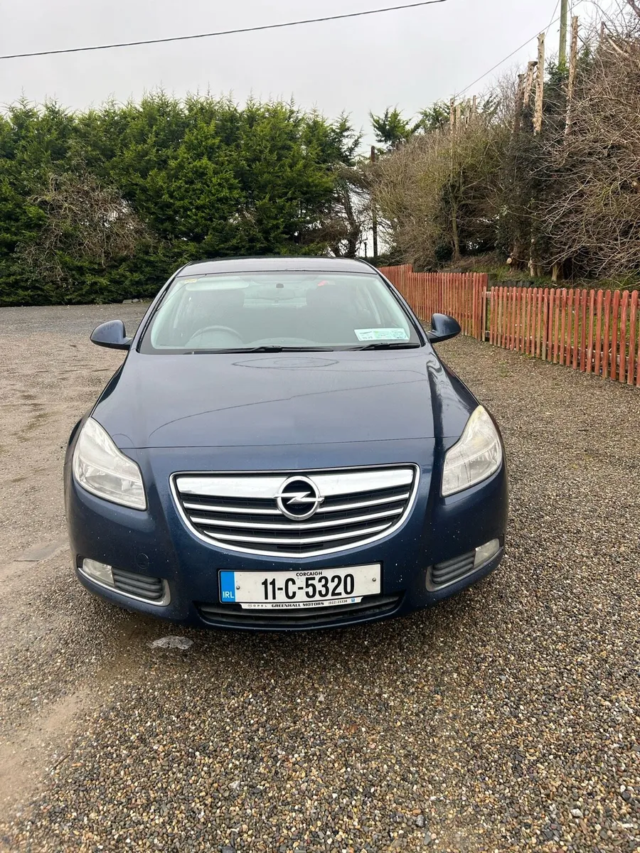 Opel Insignia - Image 1