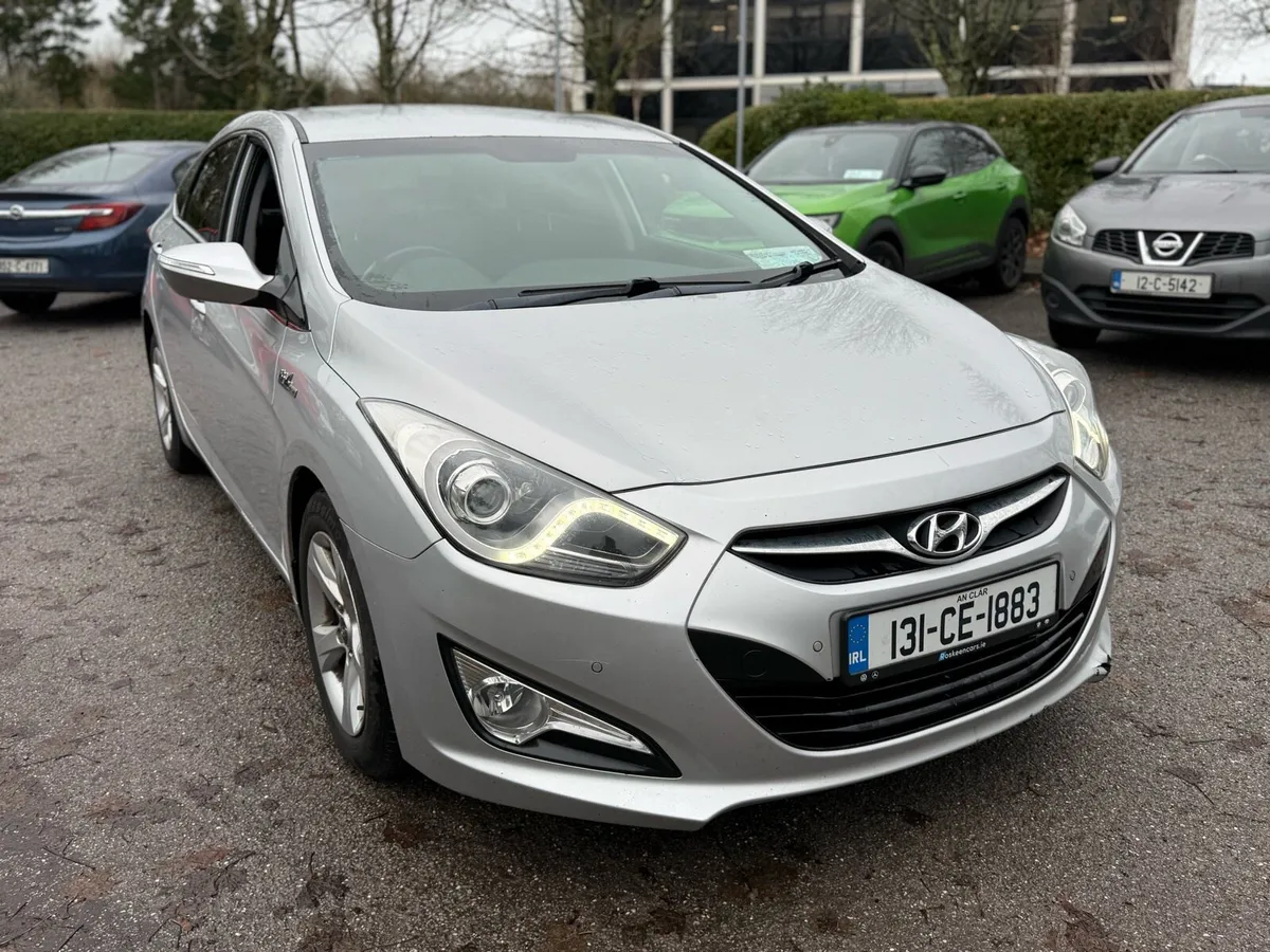 Hyundai i40 2013 1.7 diesel ncted & taxed - Image 1