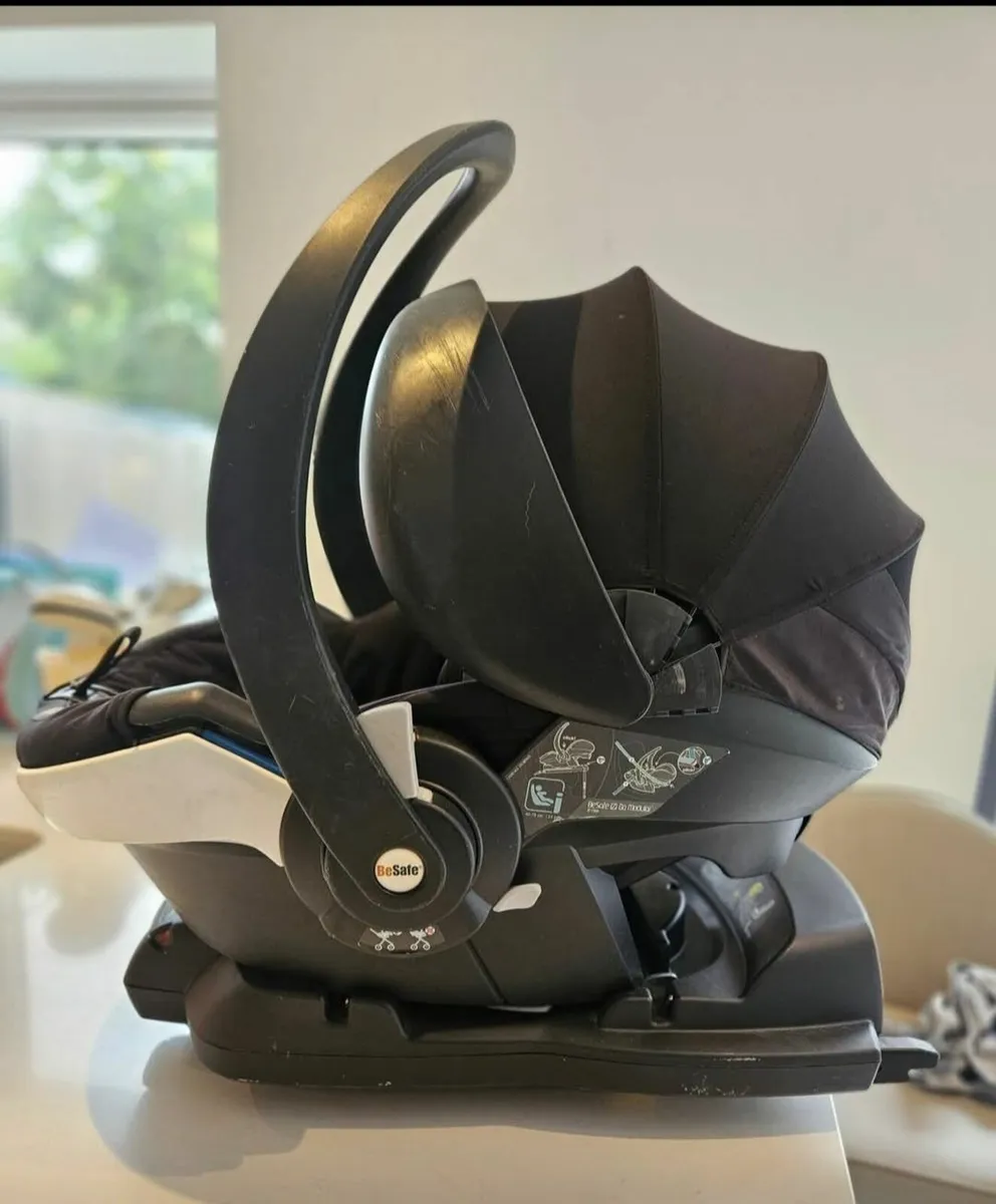 Baby seat - Image 1