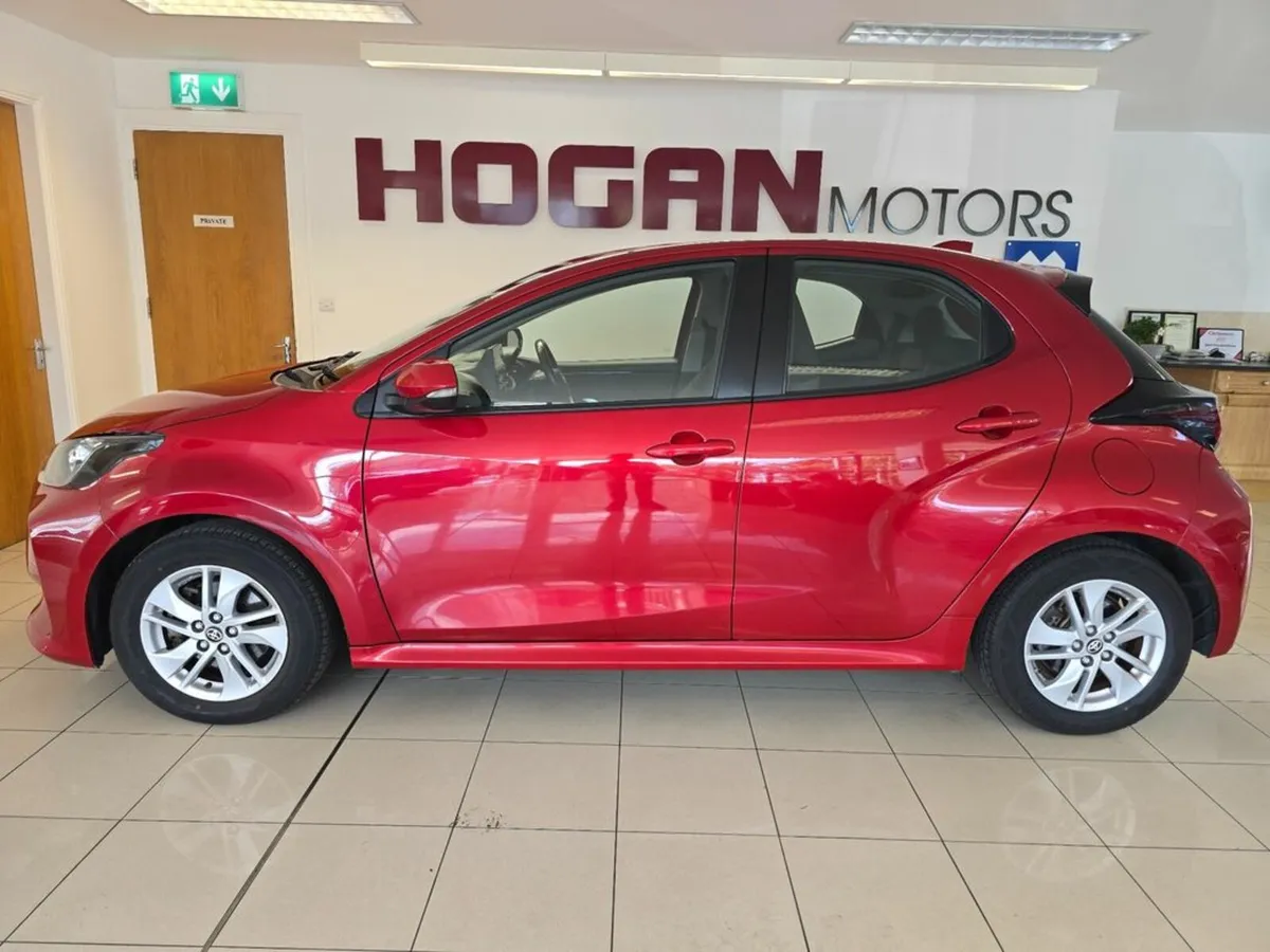 Toyota Yaris * BLACK FRIDAY SPECIAL - CONTACT US F - Image 4