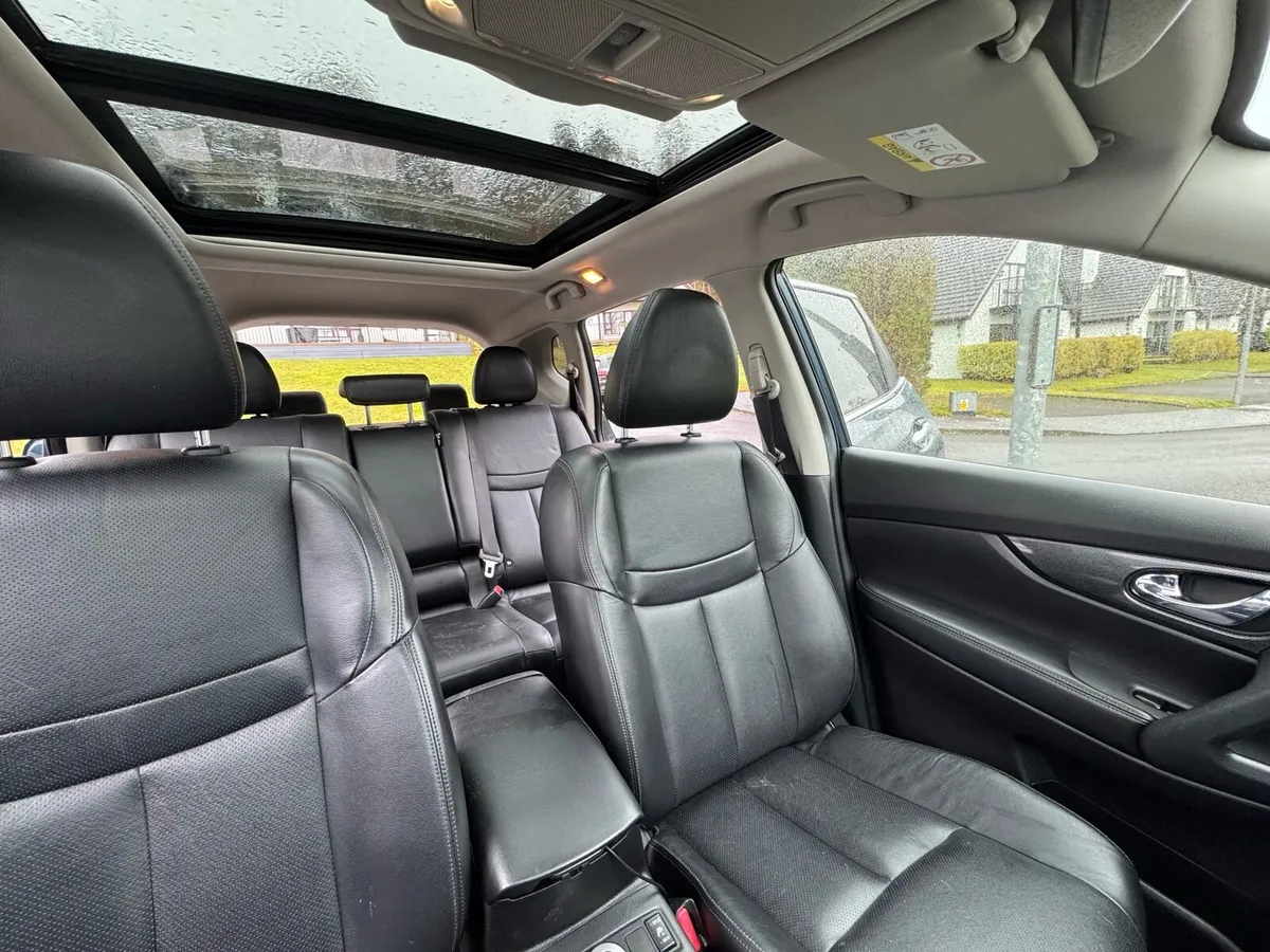 Nissan X-Trail 7 seater AWD pan sunroof - Image 4