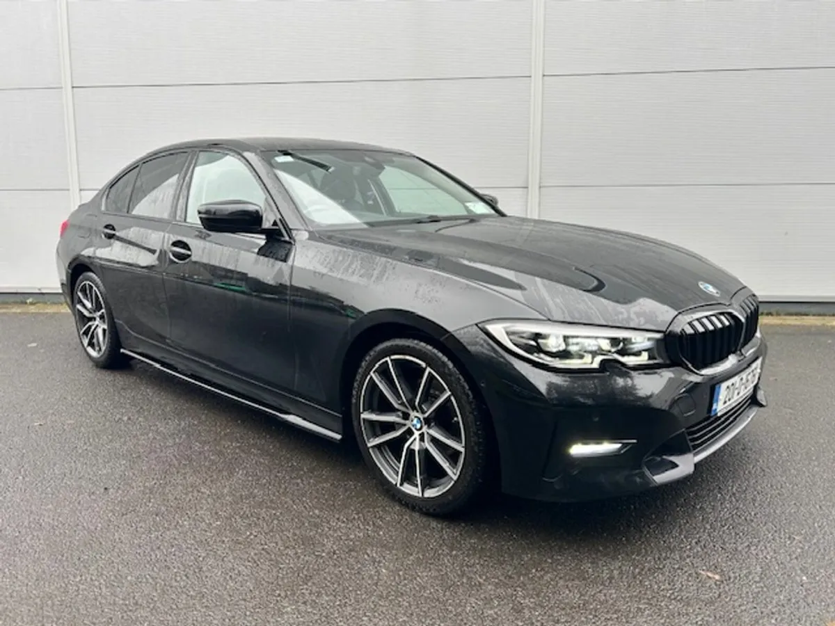 BMW 3-Series **SALE AGREED** 318D Black Edition Sp - Image 1