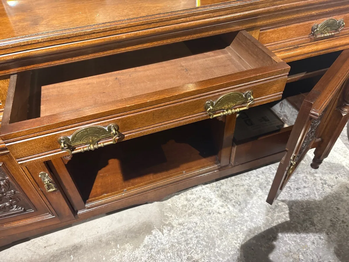 A Heavily carved Victorian burr walnut mirror chif - Image 4