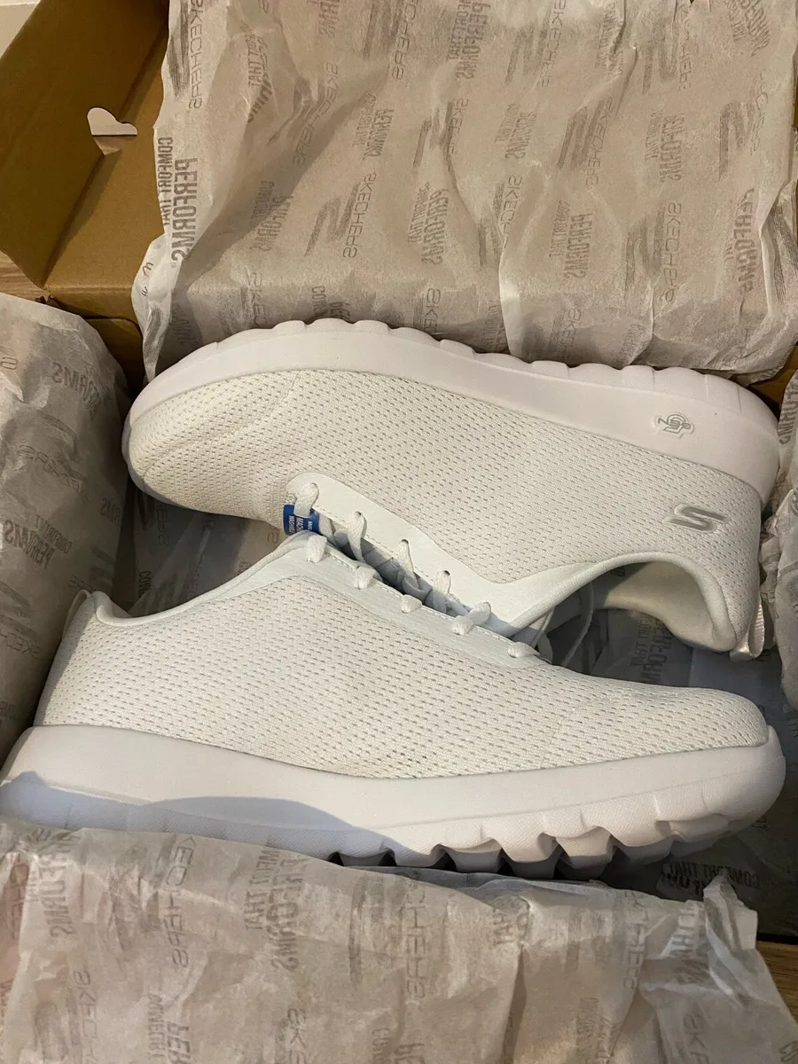 Sketchers Performance GOwalk Joy - Image 1