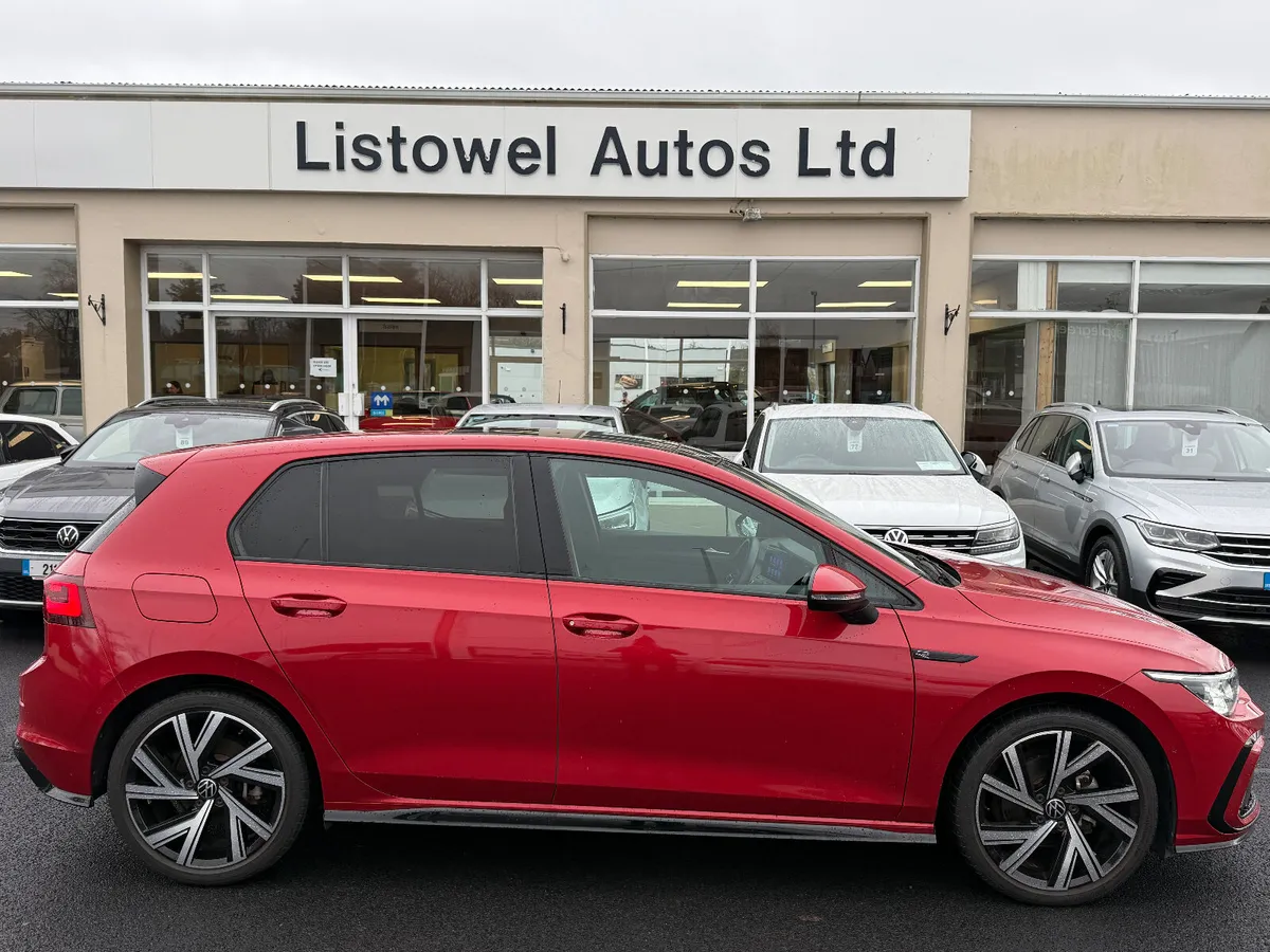 221 VW GOLF R-LINE 1.5 150BHP AUTO * SUNROOF * - Image 1