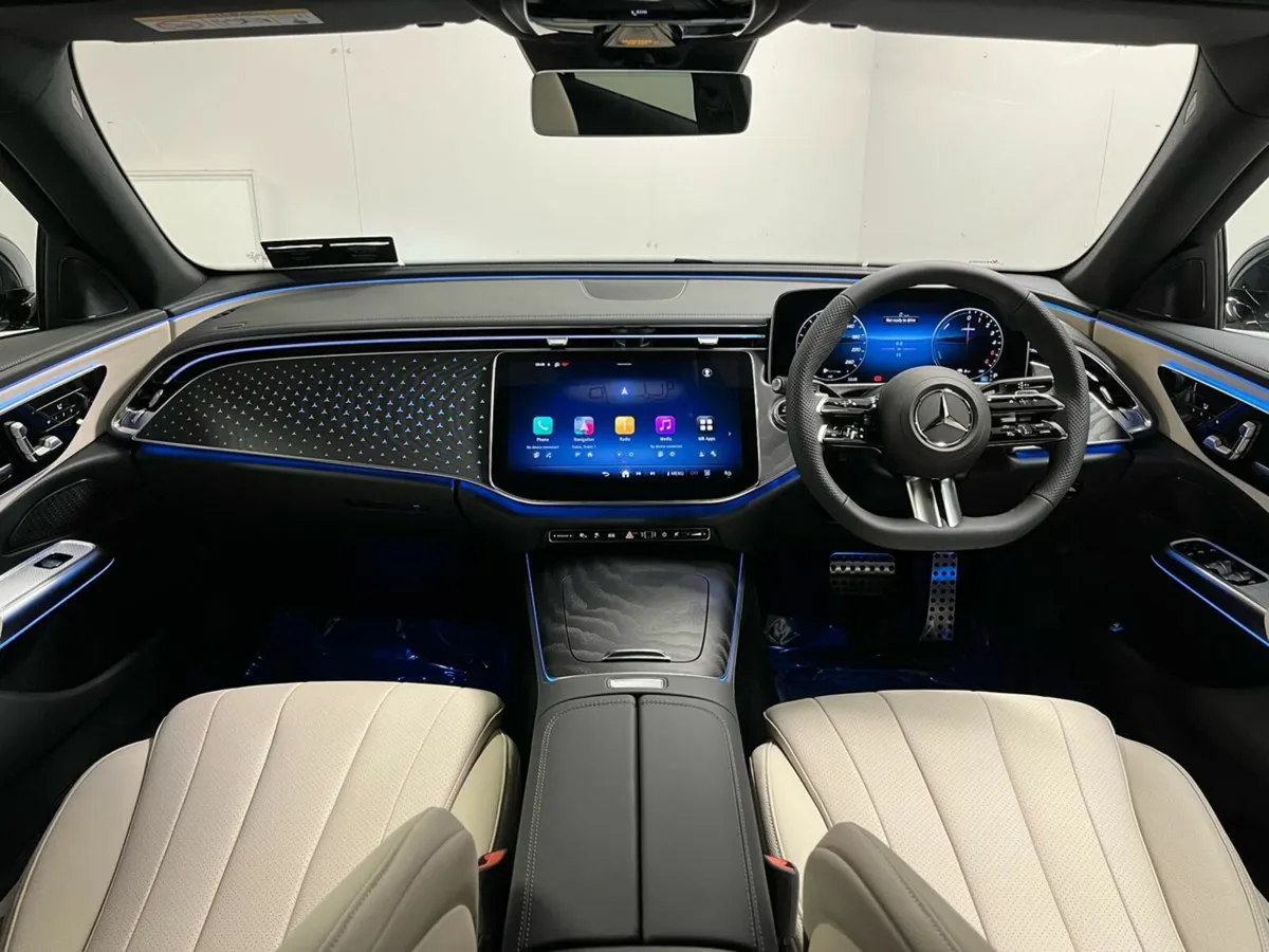 Mercedes-Benz E-Class 300de AMG - 20 Inch Alloys - - Image 4