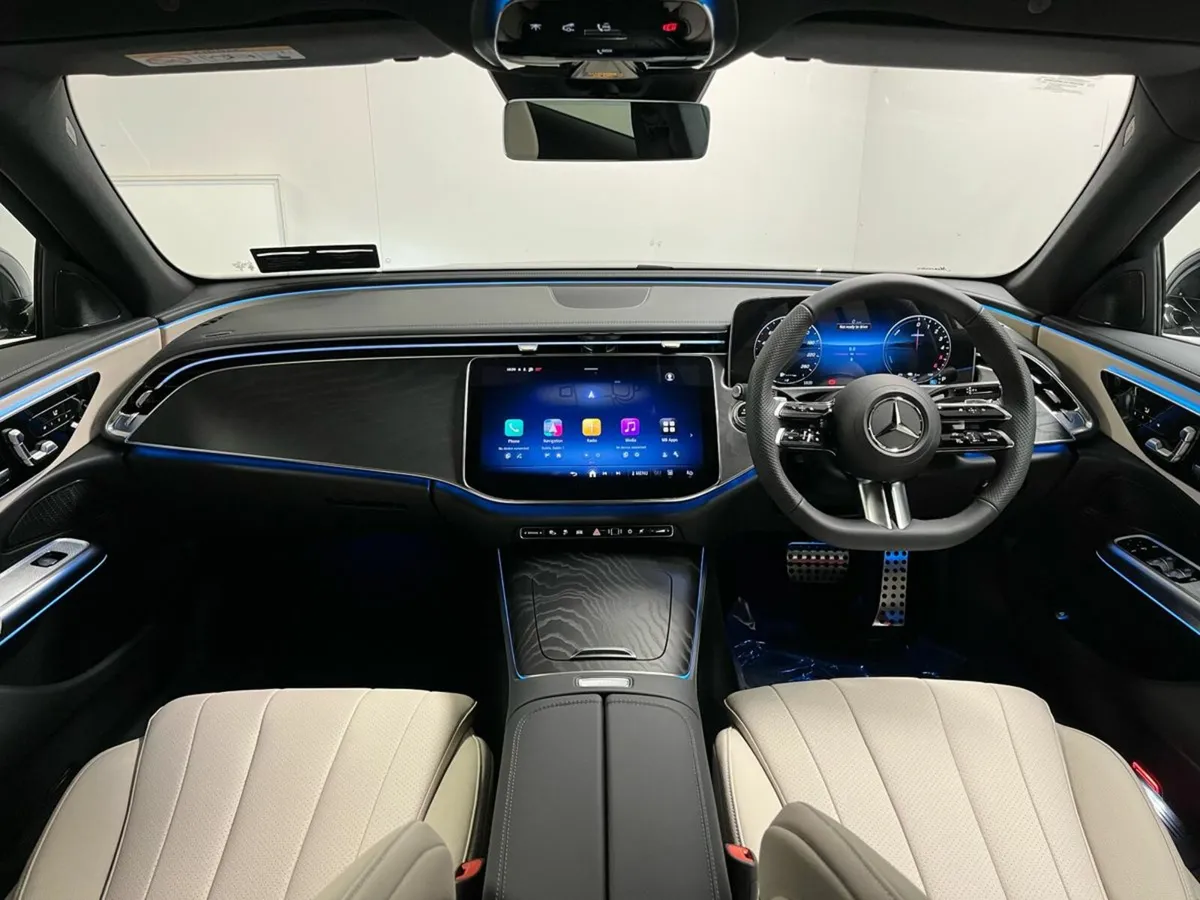 Mercedes-Benz E-Class 300de AMG - 20 Inch Alloys - - Image 4