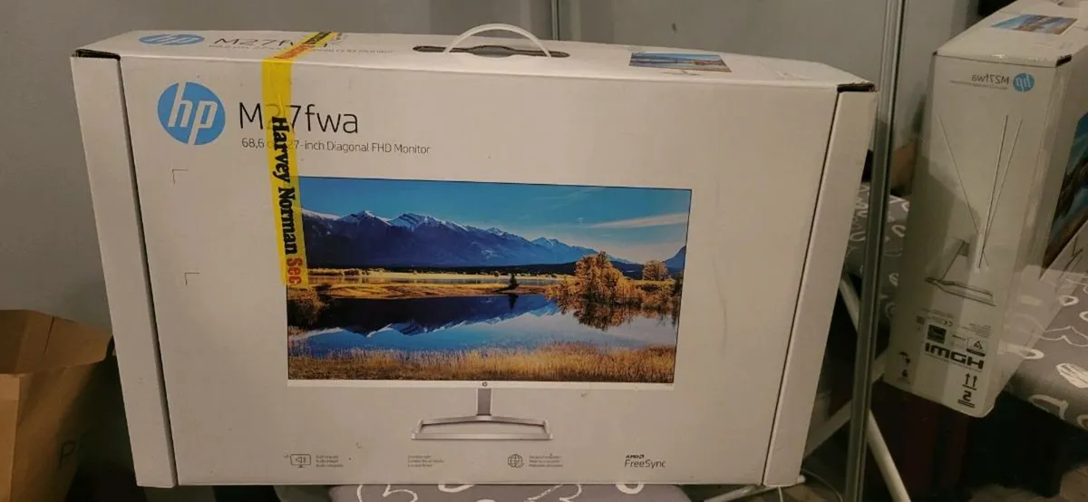 27" HP gaming monitor - Image 2