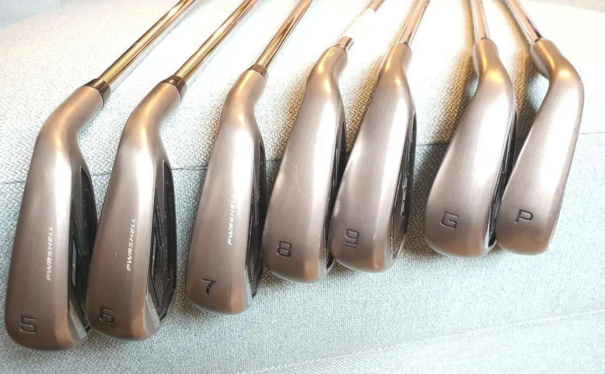 **NEW** Cobra golf clubs/irons 5-PW Left or Right - Image 1