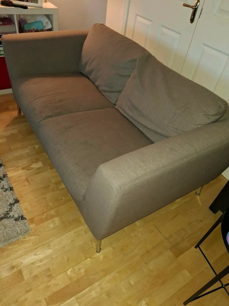 Couch - Image 2