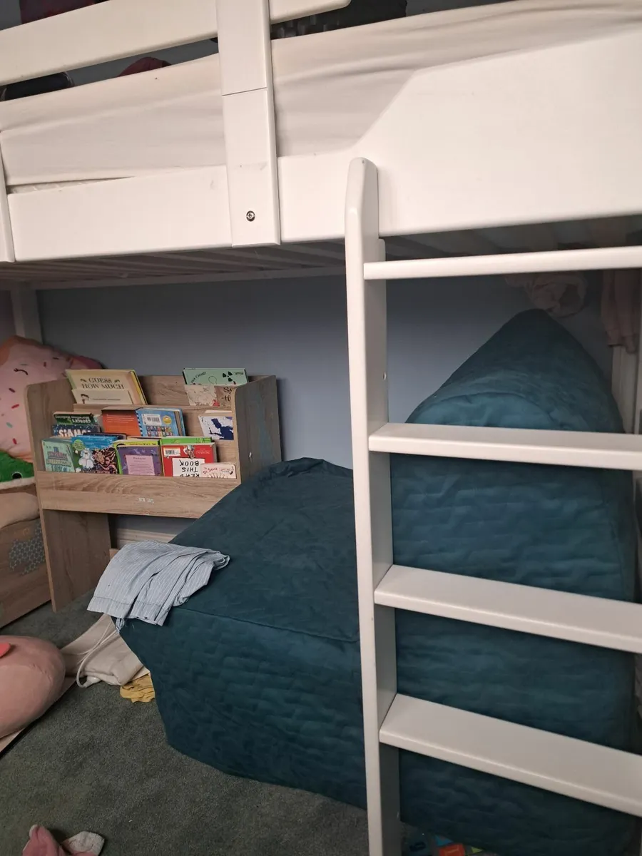 Folding chair bed - Image 3