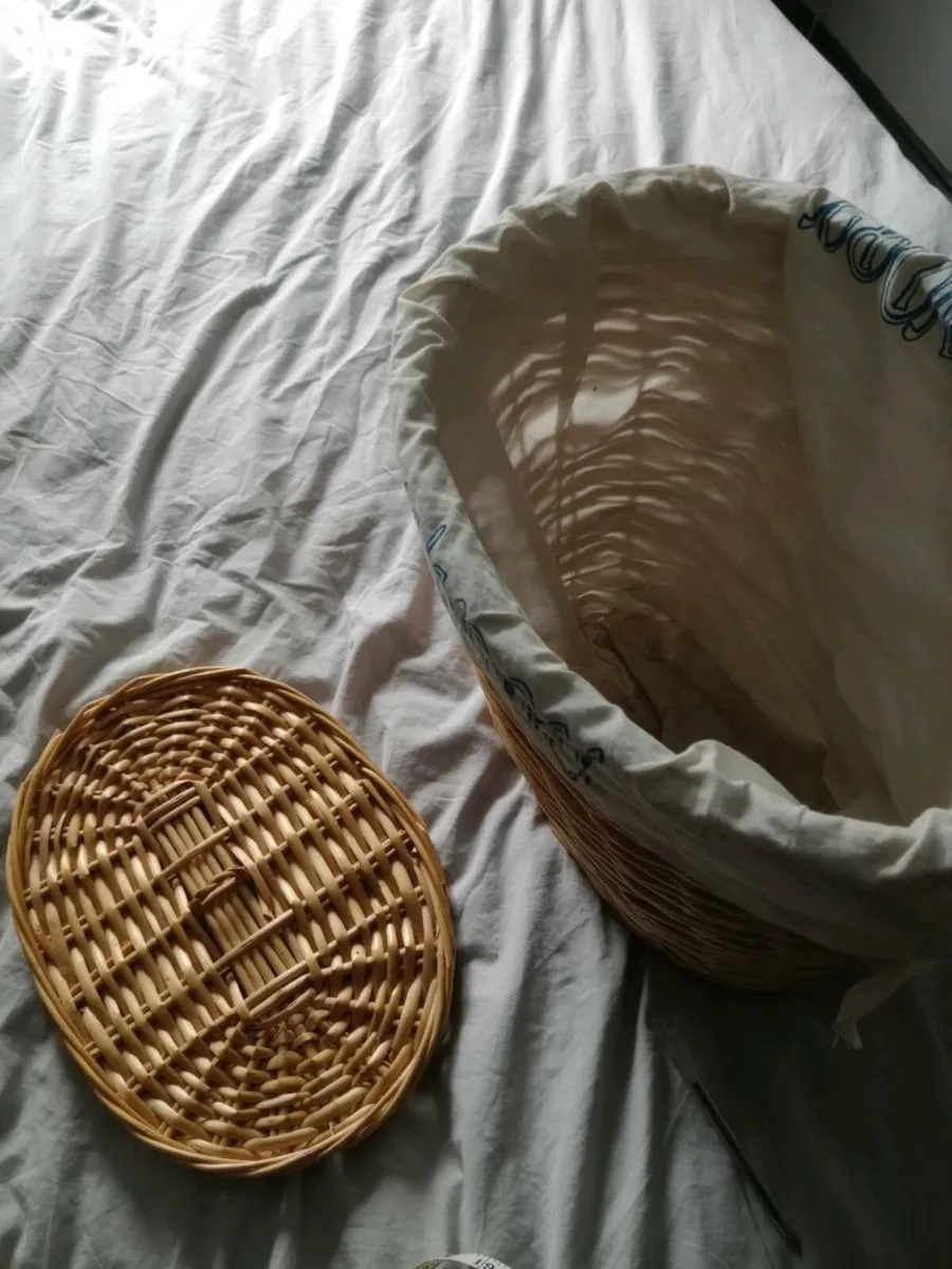 Wicker basket for laundry - Image 2