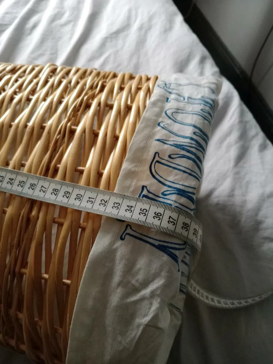 Wicker basket for laundry - Image 4