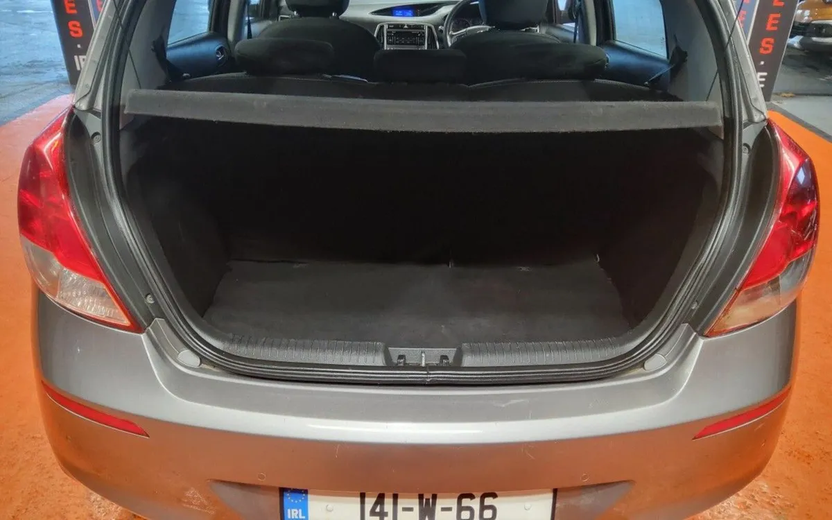 Hyundai i20 1.2 Classic - Image 4