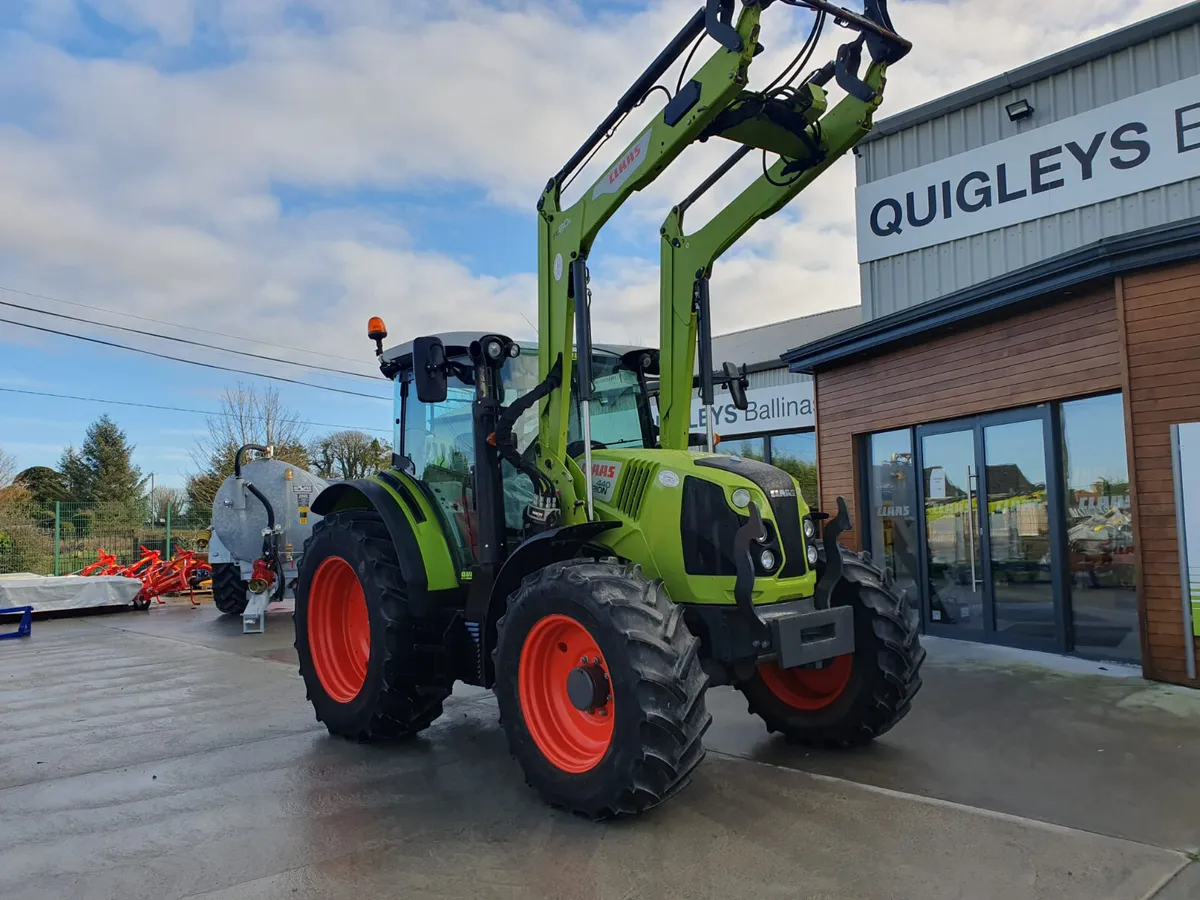 CLAAS ARION 440 - Image 1