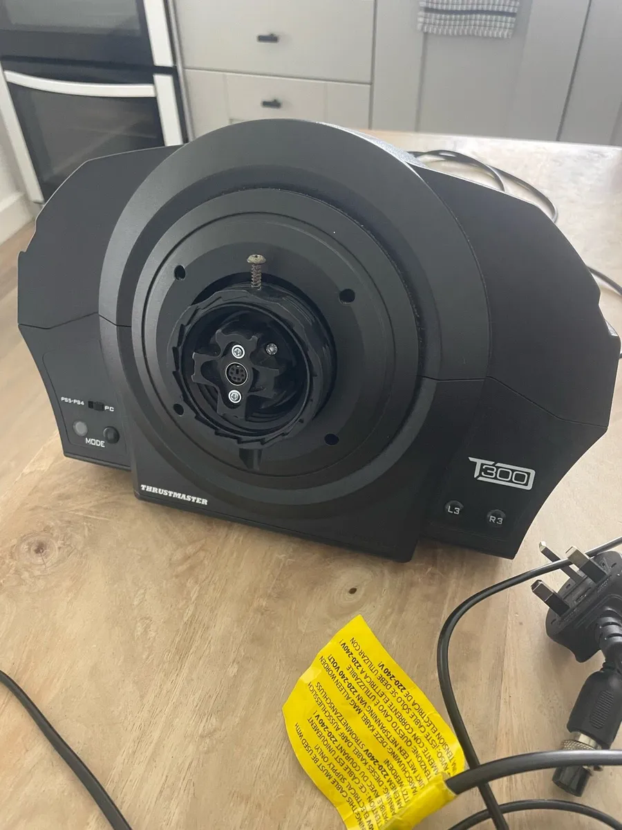 Thrustmaster t300 - Image 2