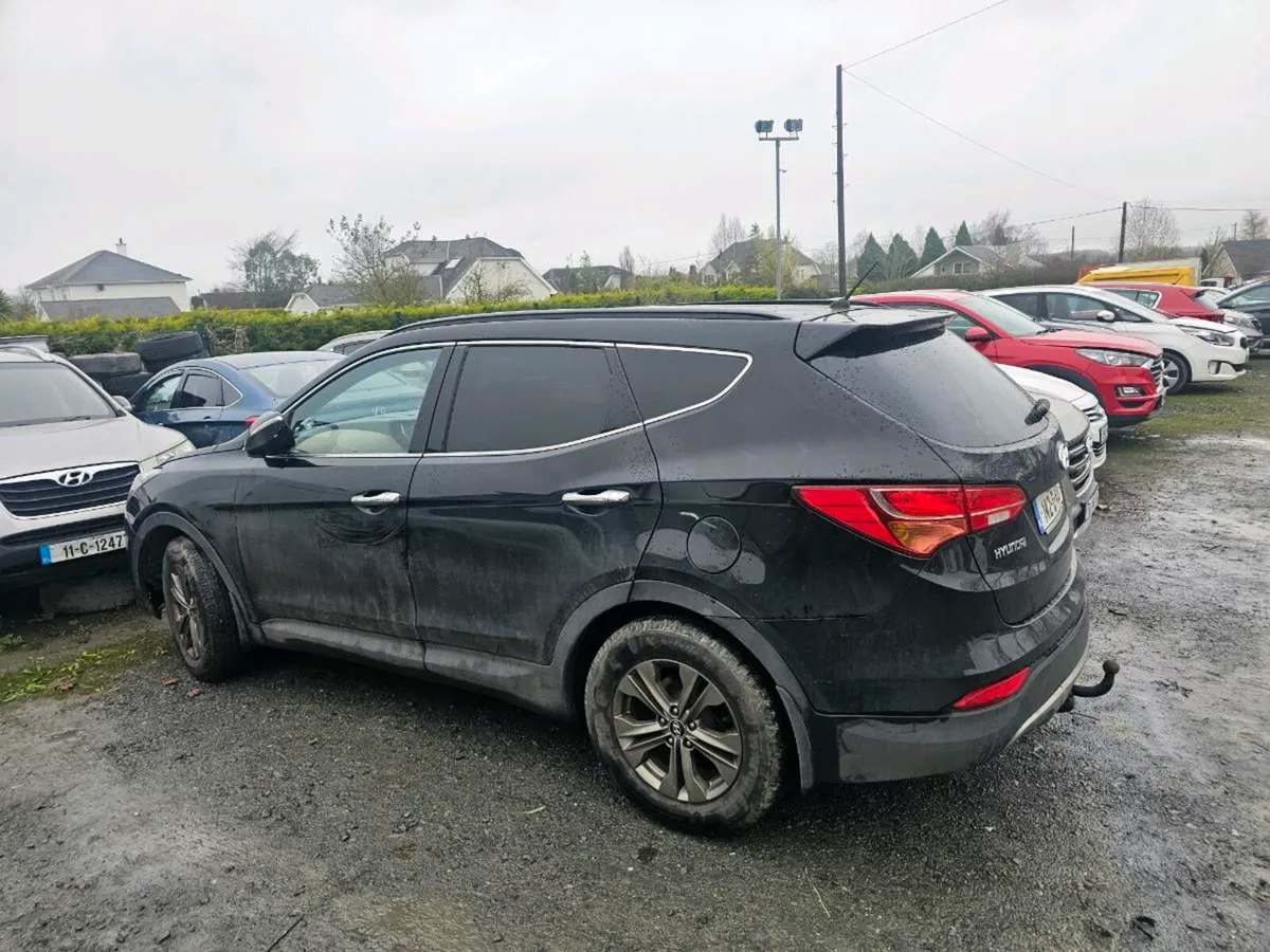 142 Hyundai Santa Fe - Image 3