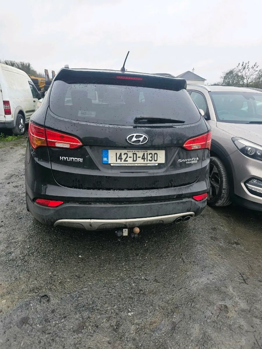 142 Hyundai Santa Fe - Image 4