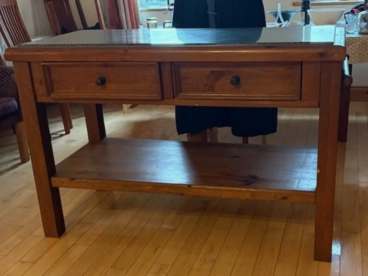 Kitchen island - Image 2