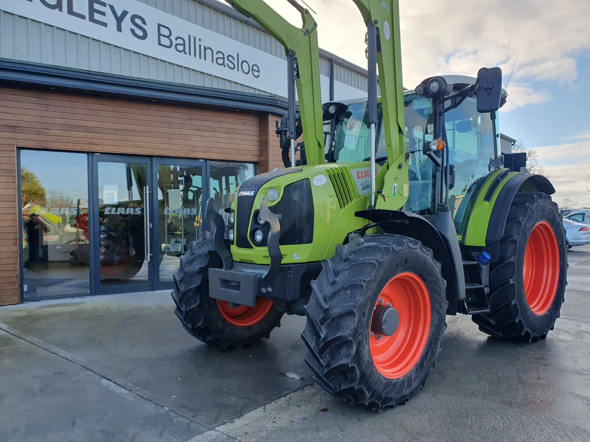 CLAAS ARION 440 - Image 2