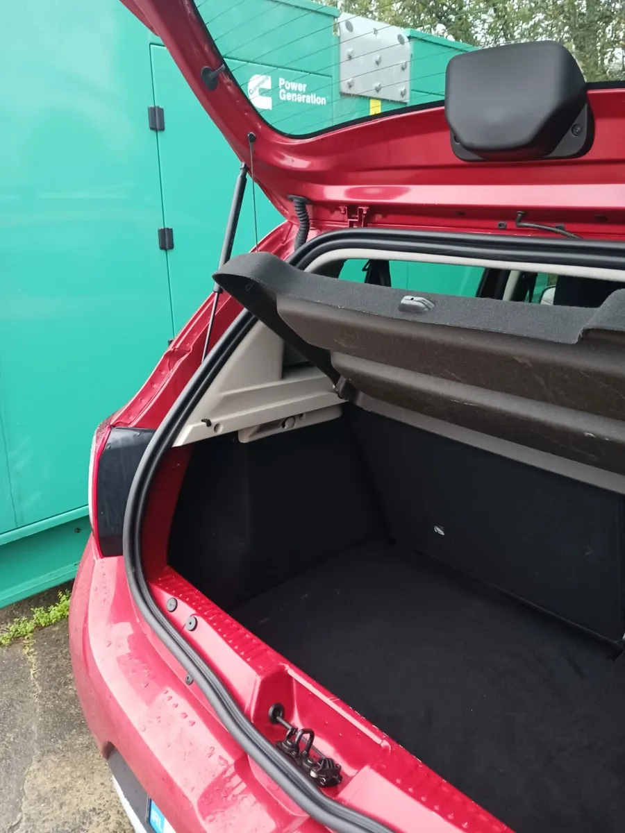 162 Dacia Sandero - Image 3