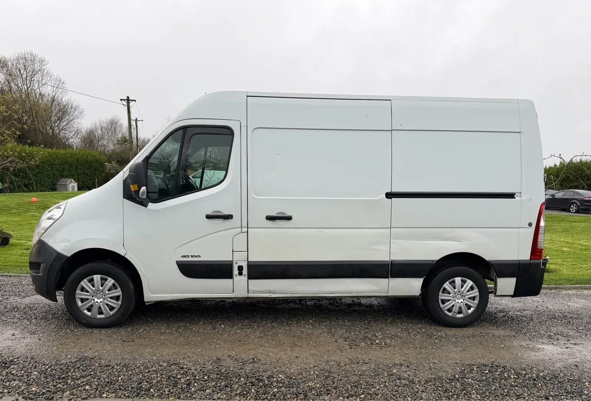 Renault Master - Image 3