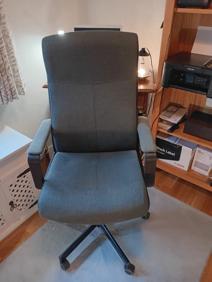 Office Chair - Swivel