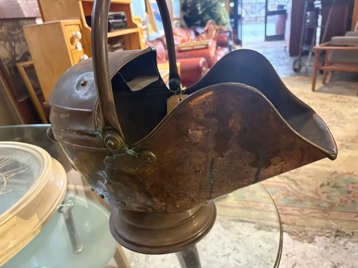 Antique Victorian copper coal scuttle - Image 2