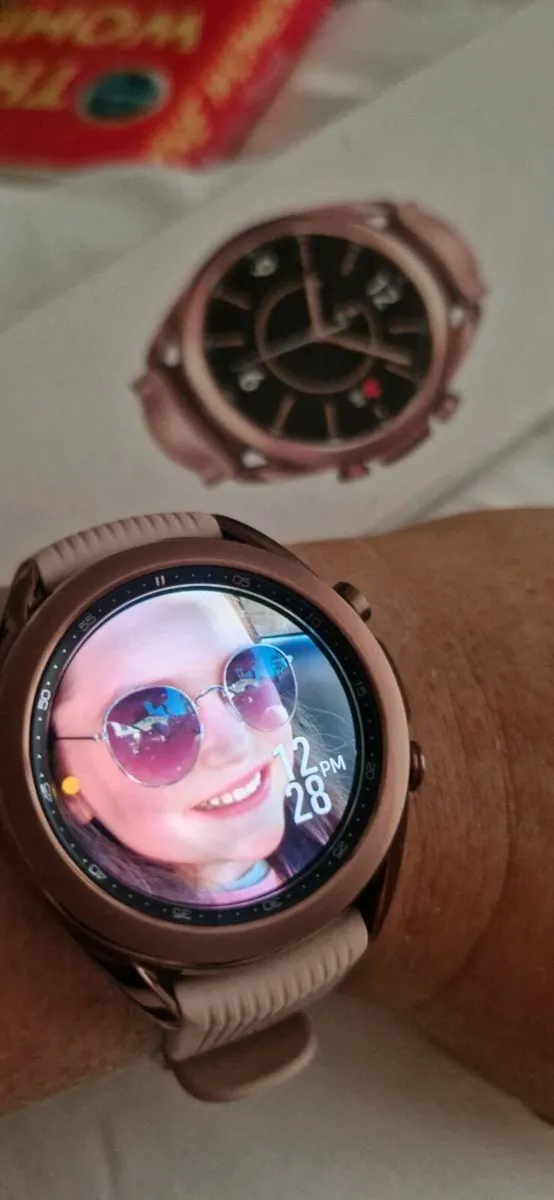 Samsung watch 3 - excellent condition - Image 4