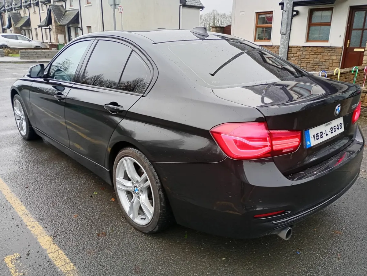 BMW 3-Series 2015 - Image 2