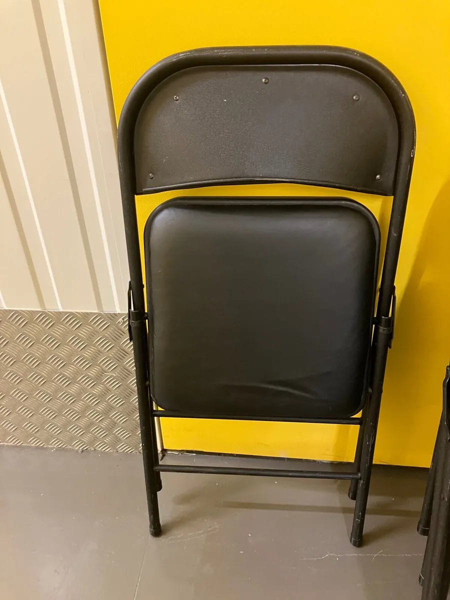 padded folding chairs - Image 1