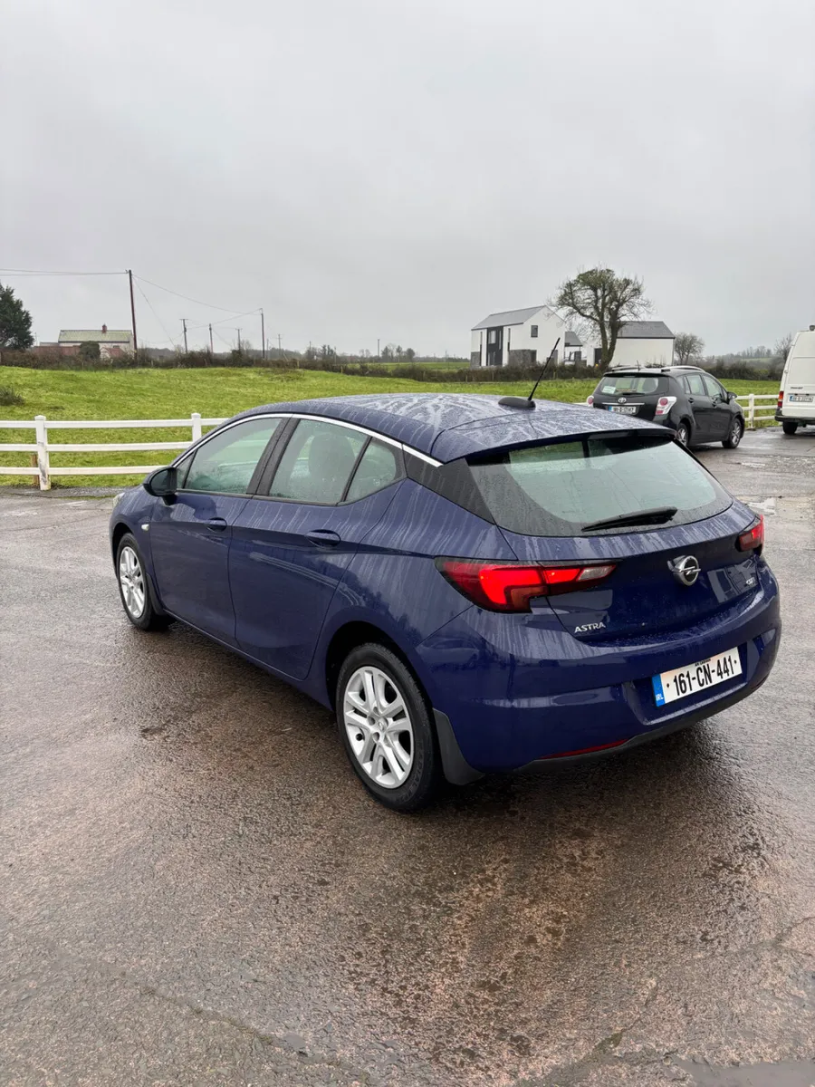 Opel Astra 2016 - Image 4