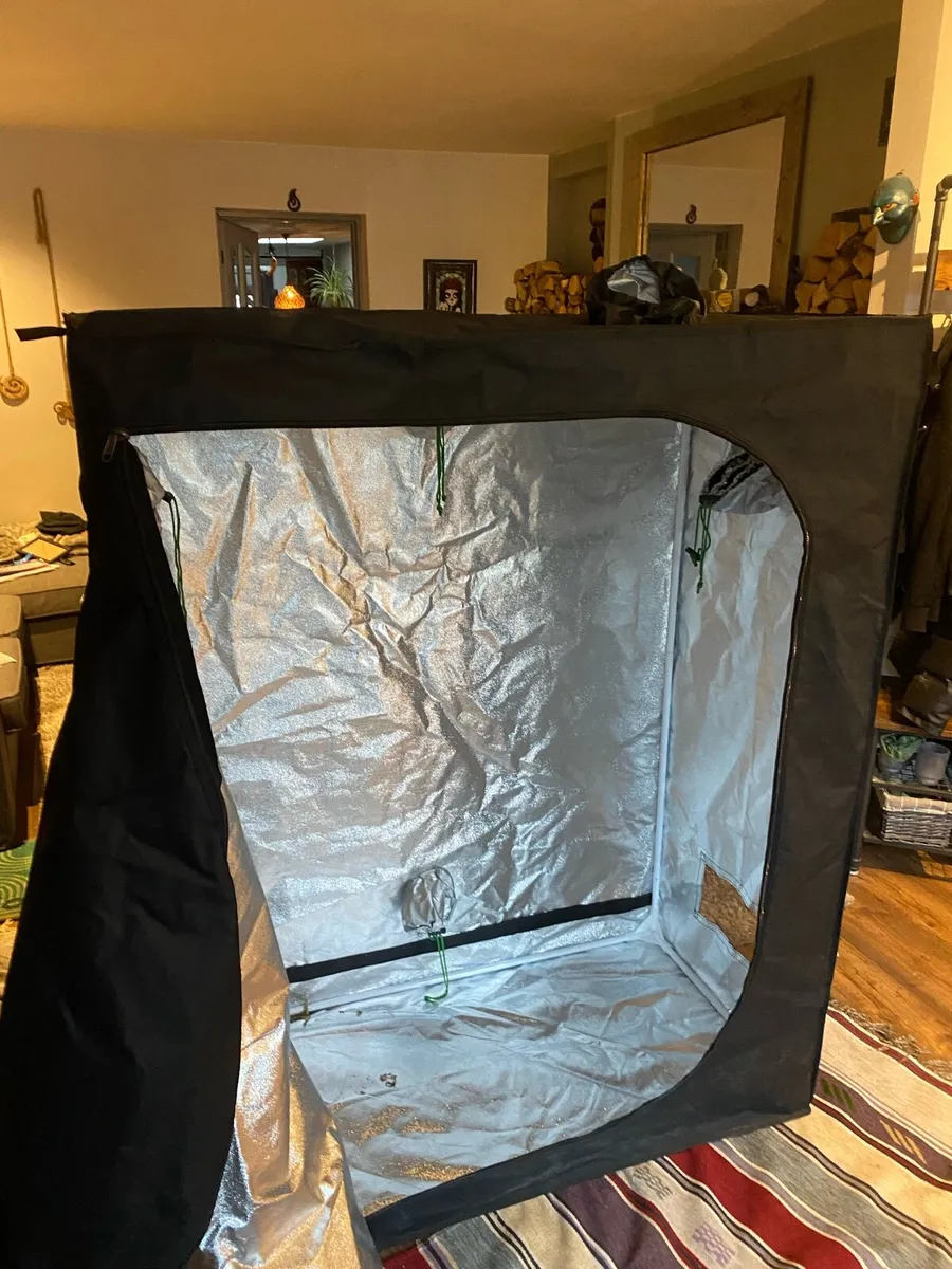 Grow Tent and full set up - Image 1