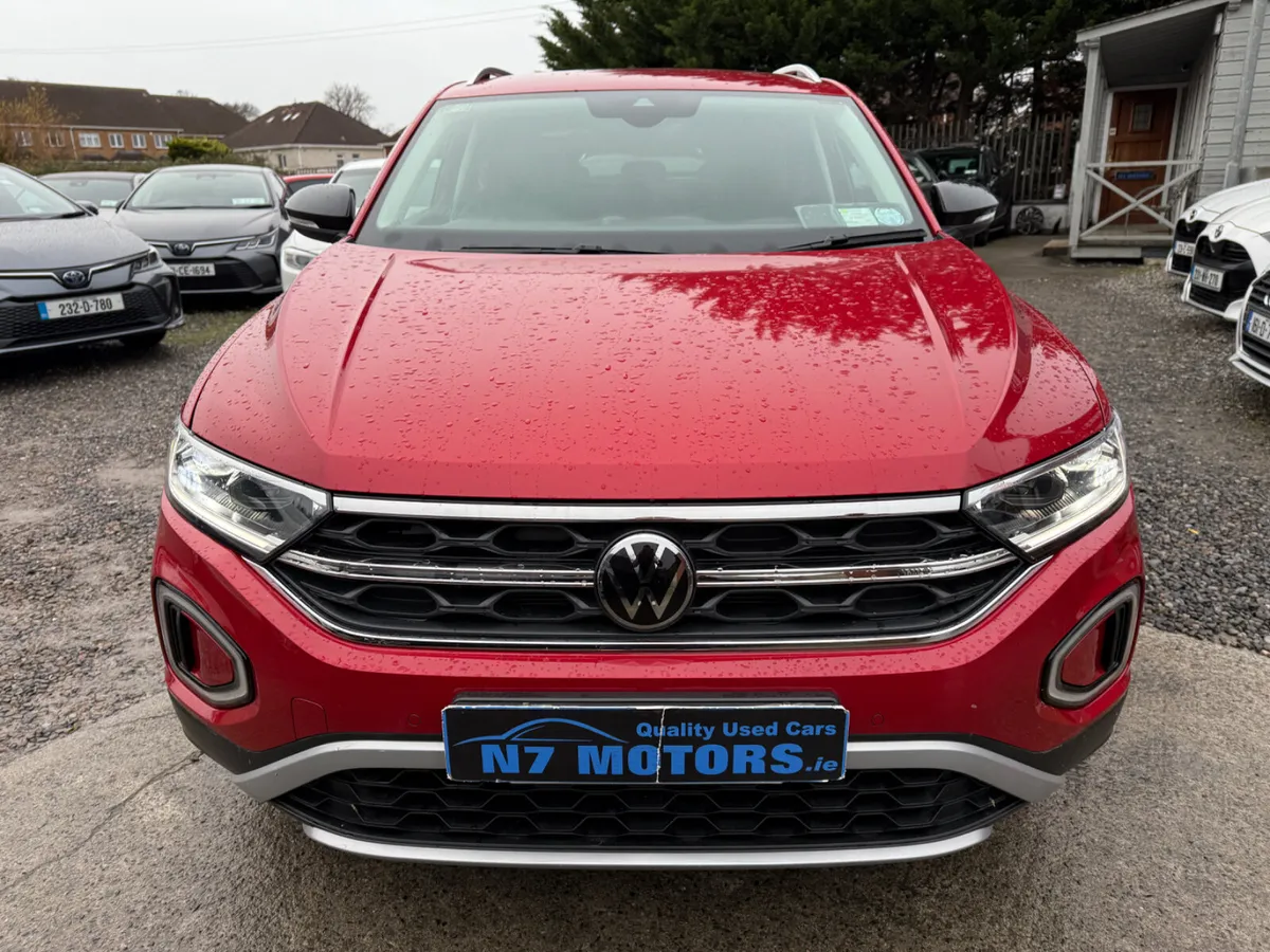 2023 Volkswagen T-Roc  1.0 STYLE - Image 3
