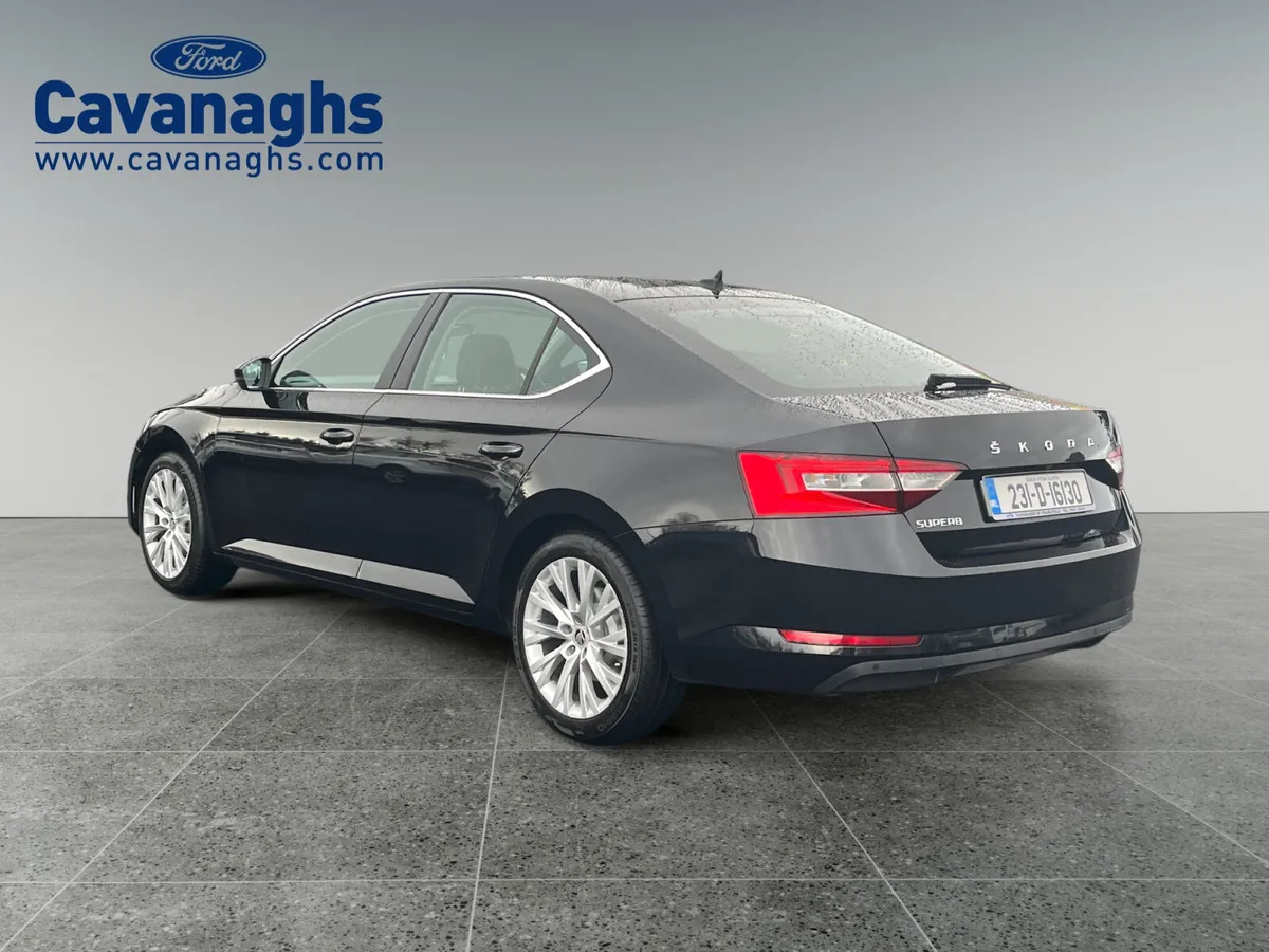 2023 Skoda Superb Sty 2.0tdi 150hp Dsg 5dr - Image 3