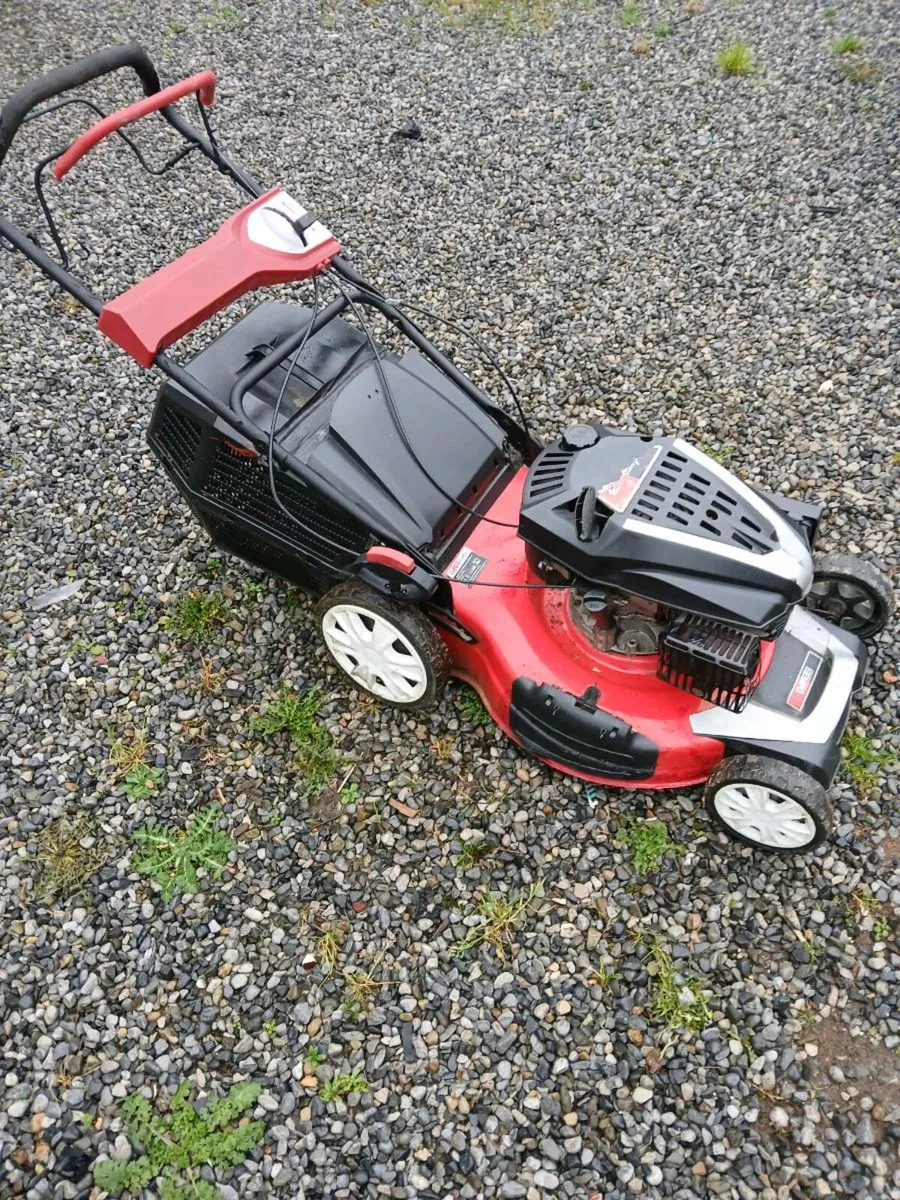 Self-drive lawn mower fully serviced perfect pm - Image 2