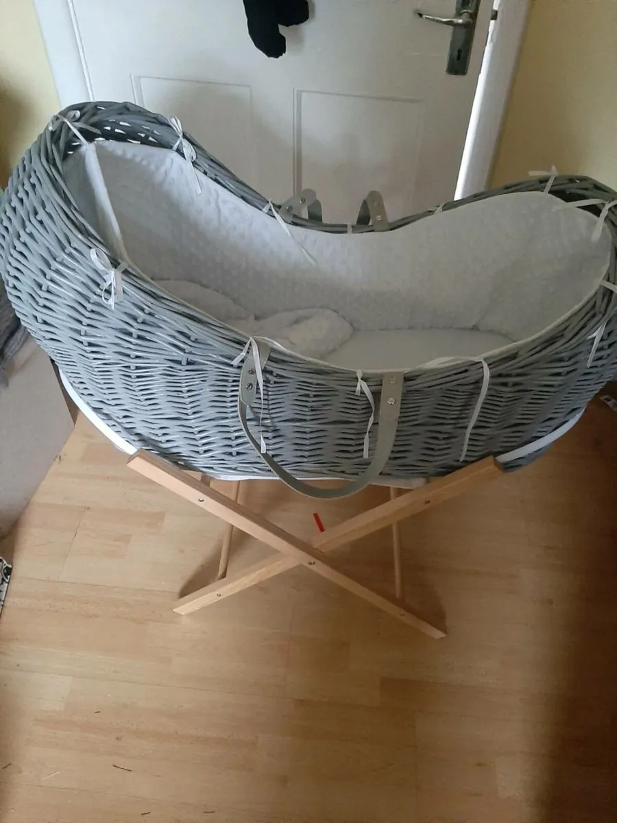Moses Basket - Image 1